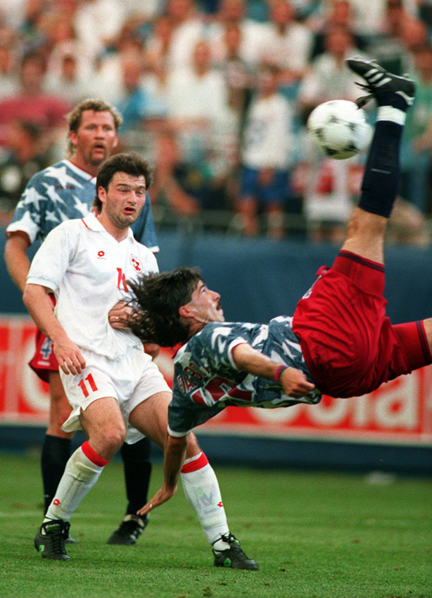 balboa-bicycle-kick